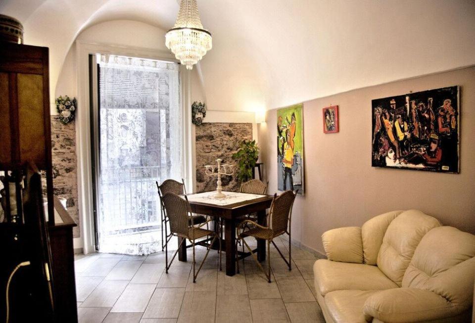 לינה וארוחת בוקר קטאניה Sunshine House מראה חיצוני תמונה